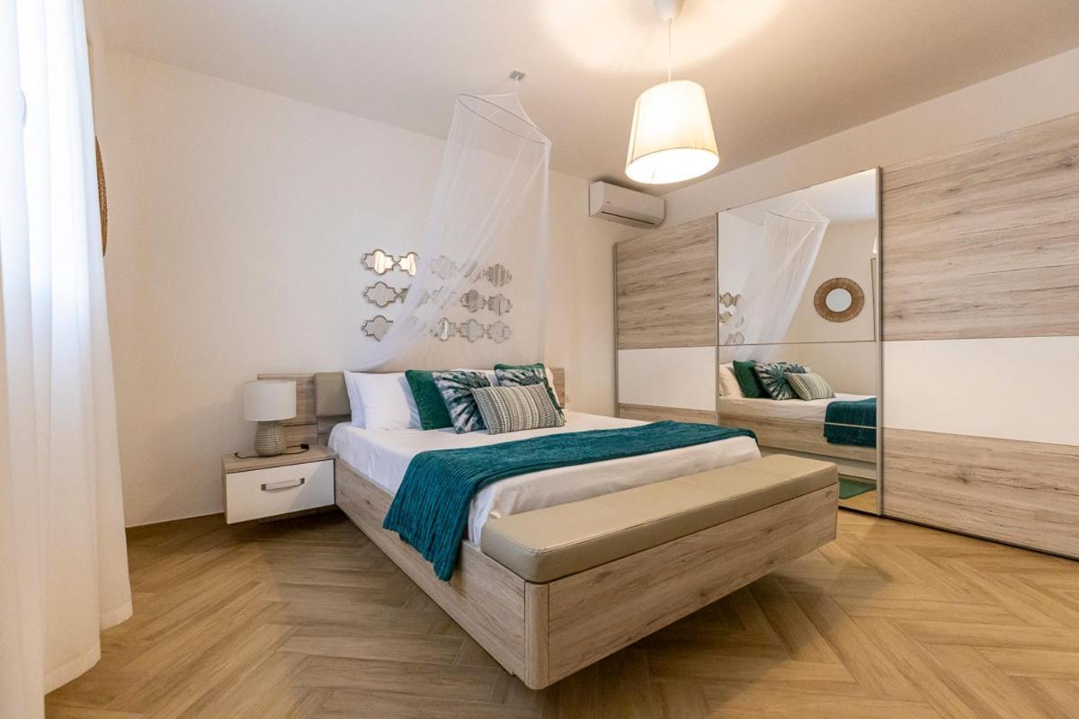 סנטה מריה דל פוקלו Villa Delle Palme Con Piscina Privata מראה חיצוני תמונה