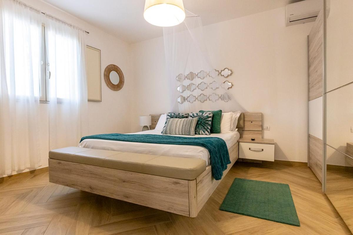 סנטה מריה דל פוקלו Villa Delle Palme Con Piscina Privata מראה חיצוני תמונה
